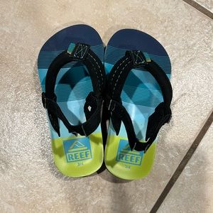 Reef toddler flip flops